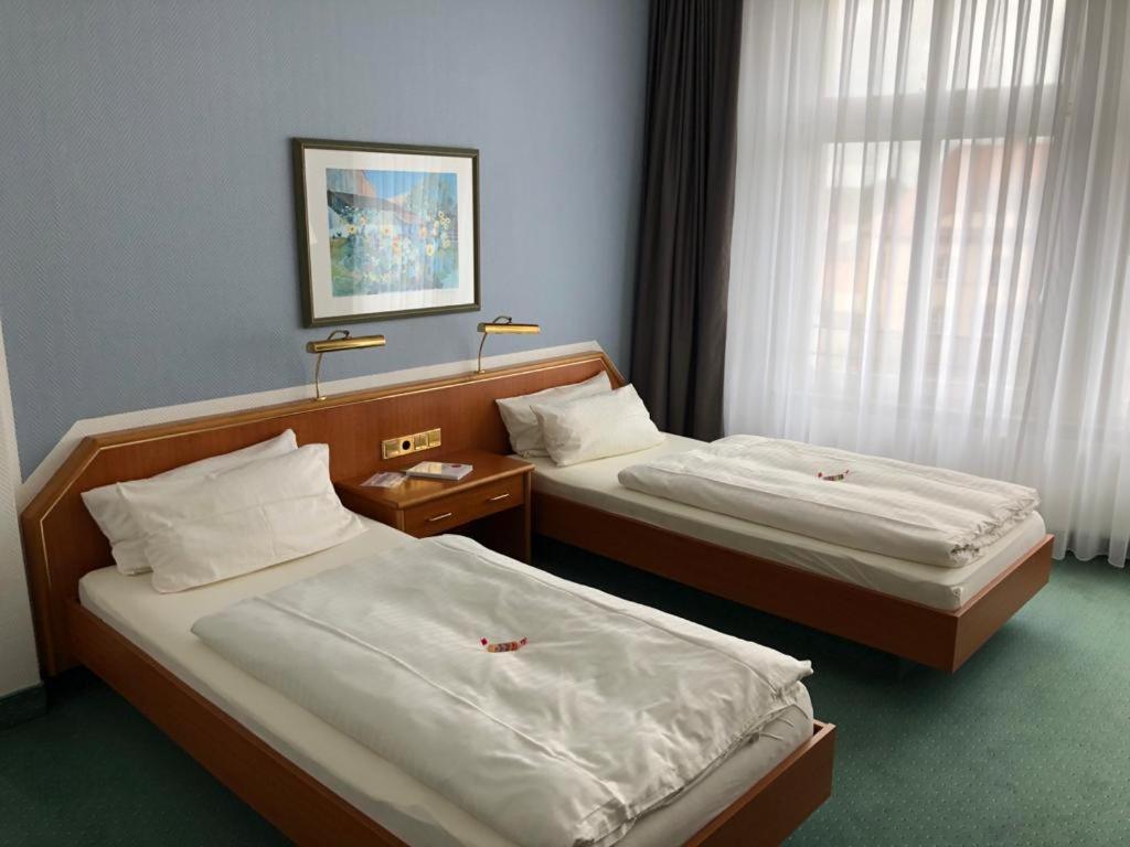 Hotel Kaiserhof Fürstenwalde Kültér fotó